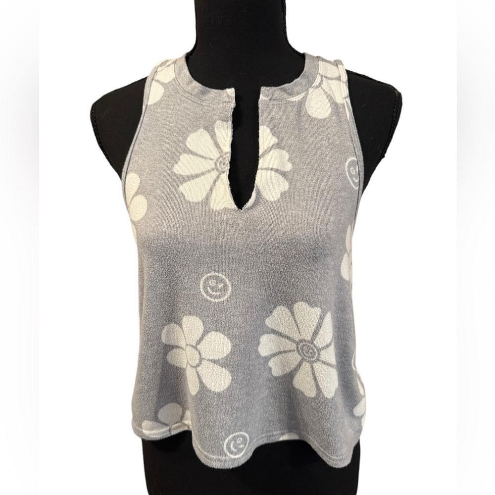 Gilly Hicks gray & white V neck tank top size S